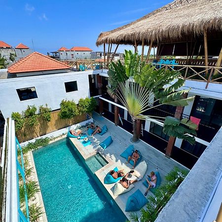 Canggu Central Hostel エクステリア 写真