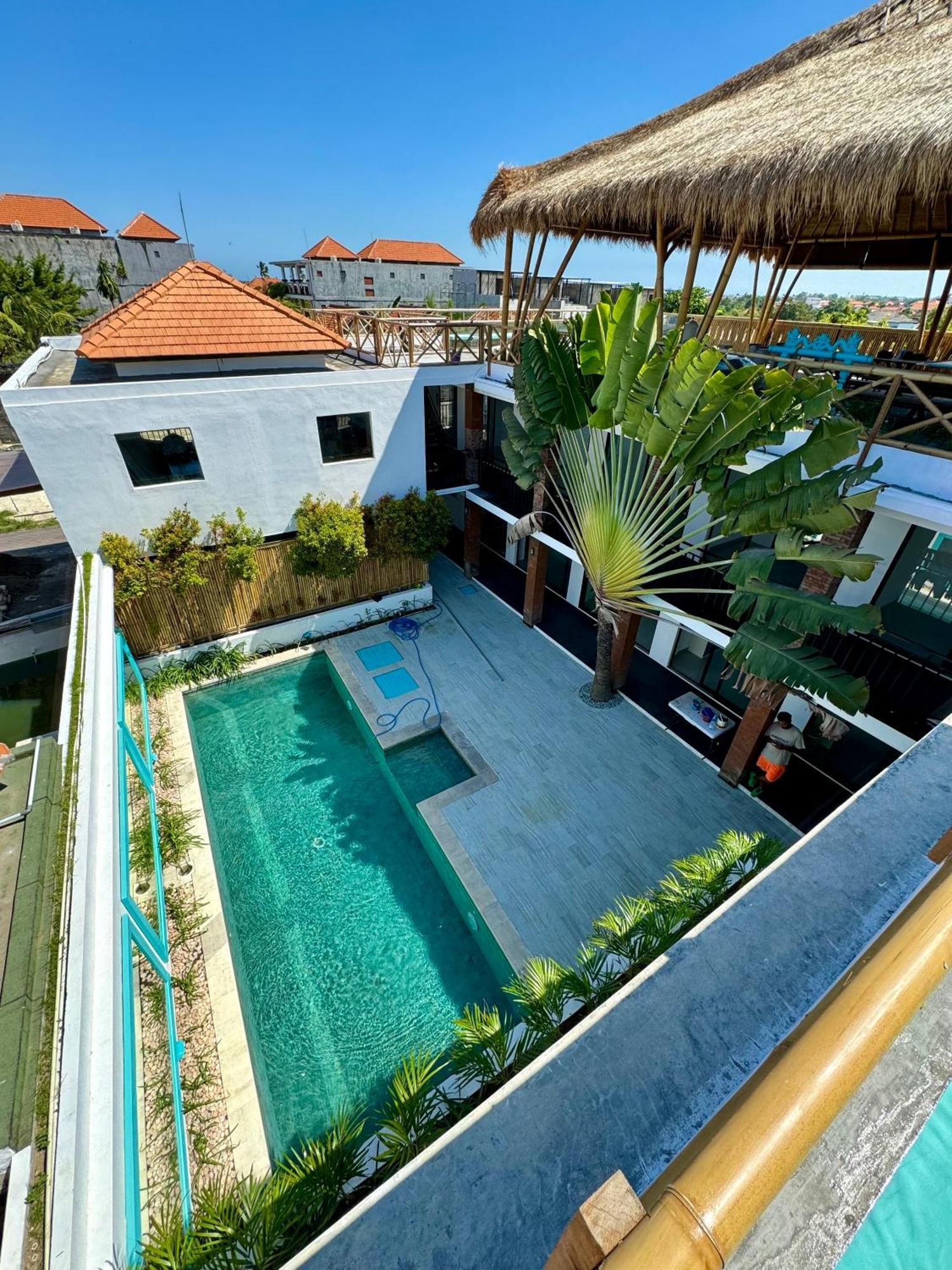 Canggu Central Hostel エクステリア 写真