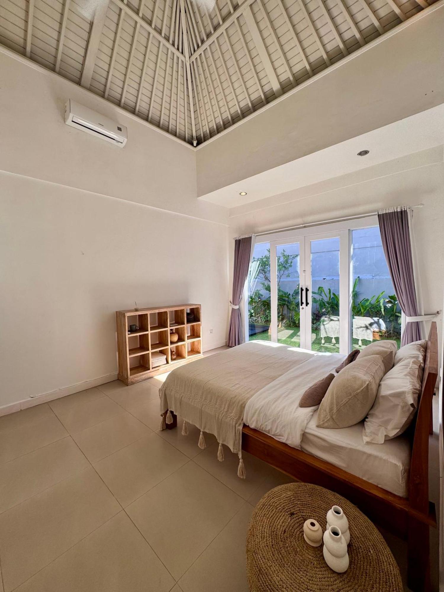 Canggu Central Hostel エクステリア 写真